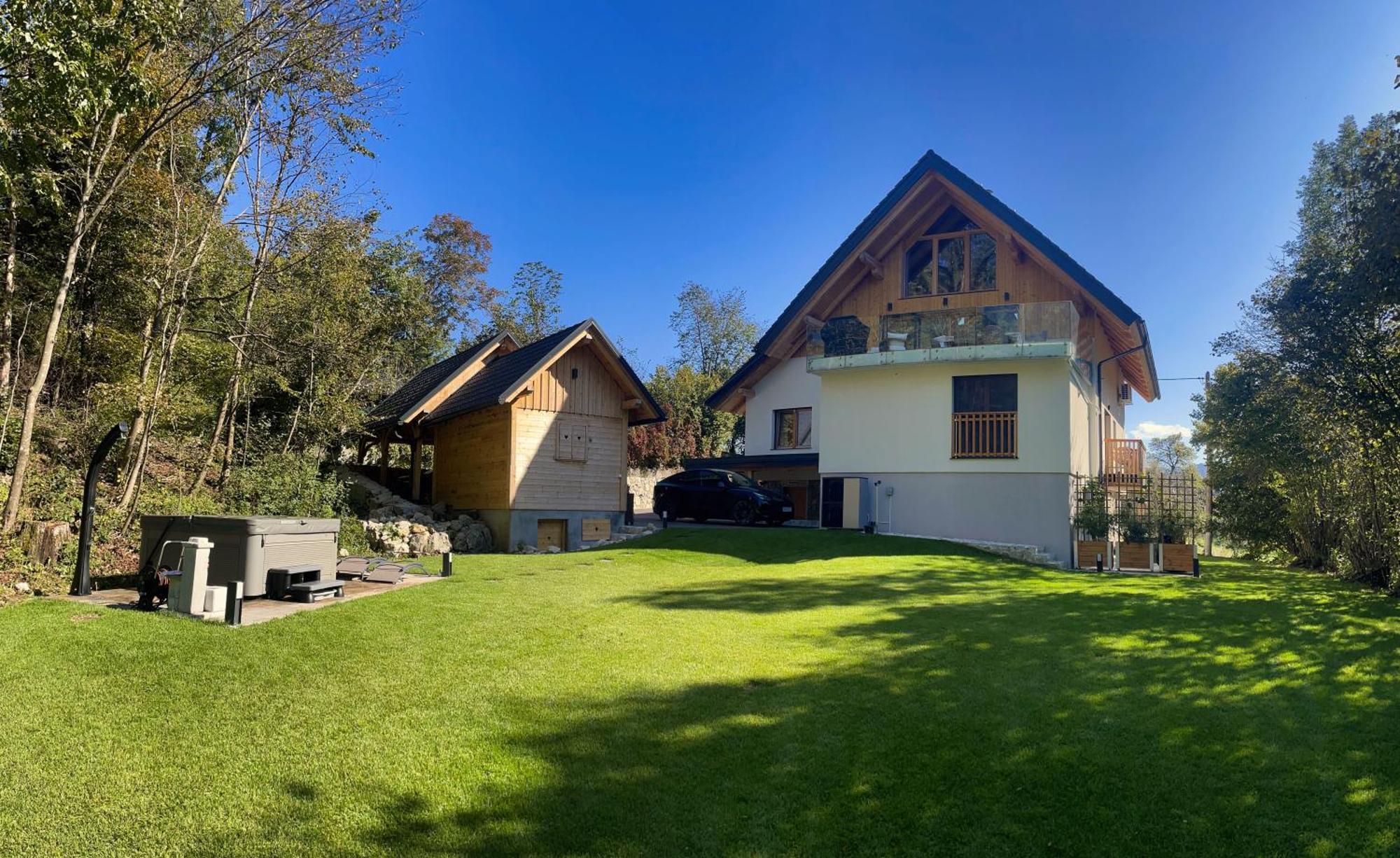 The Premium Luxury Retreat